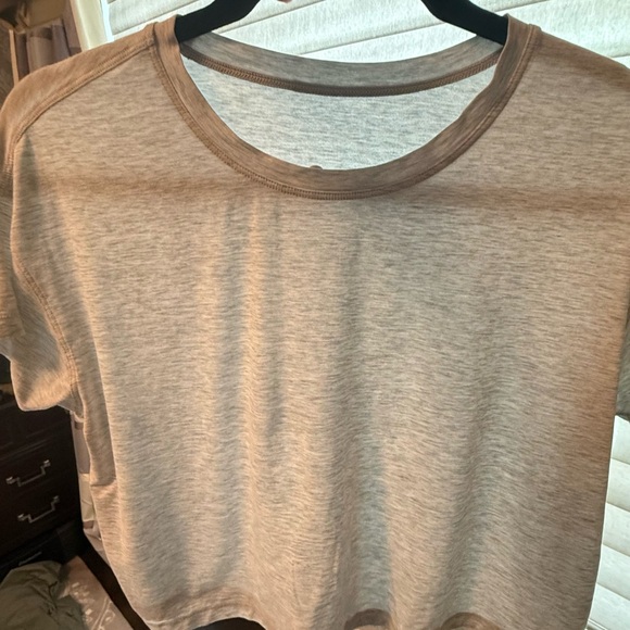 Lululemon Cates Tee Heathered Core Ultra Light Grey - Picture 8 of 9